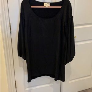 Elizabeth and James shift dress W bell sleeves!